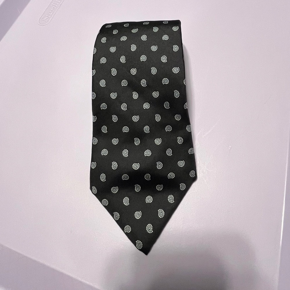 Vintage Damon Silk Tie Black Gray Paisley Crest Woven Medallion Made In USA